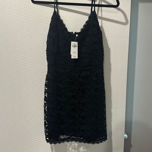 Black Abercrombie and Fitch dress